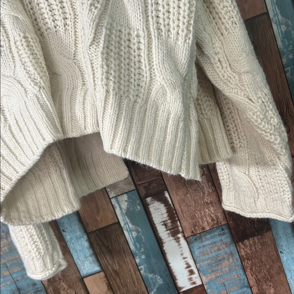 Universal Thread XXL Cream Knit Sweater - Picture 14 of 14